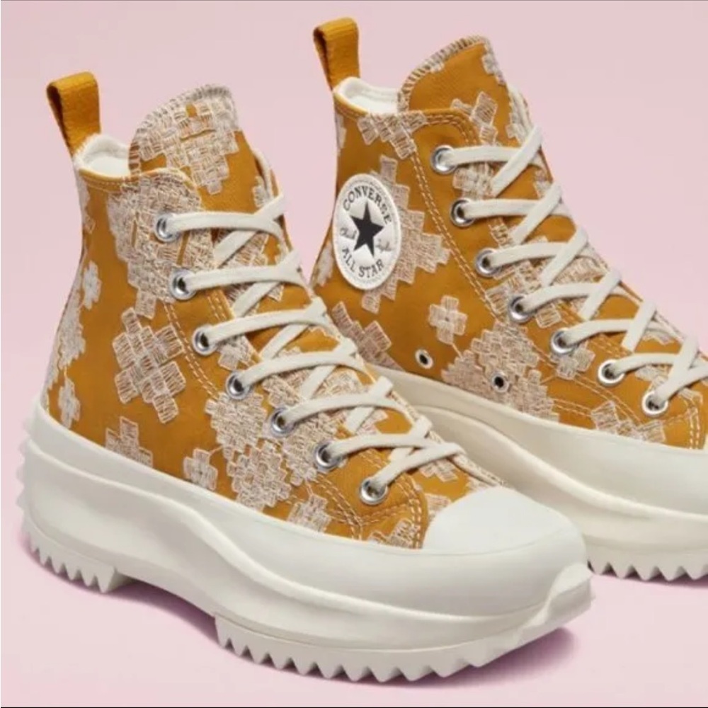 Converse Run Star Hike Hi Goldtone Egret New